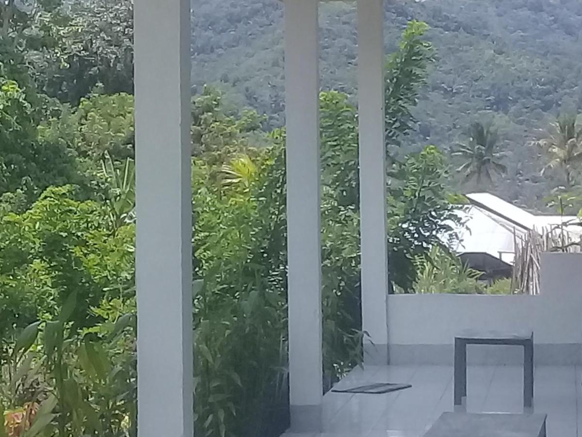 Hidayah homestay Kelimutu Bagian luar foto