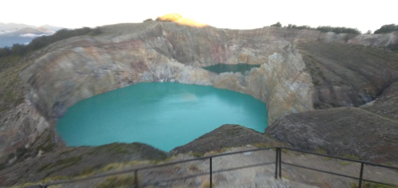 Hidayah homestay Kelimutu Bagian luar foto